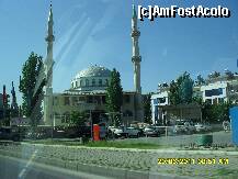 [P06] moschee in drum spre Pamukkale » foto by adryana
 - 
<span class="allrVoted glyphicon glyphicon-heart hidden" id="av224185"></span>
<a class="m-l-10 hidden" id="sv224185" onclick="voting_Foto_DelVot(,224185,3039)" role="button">șterge vot <span class="glyphicon glyphicon-remove"></span></a>
<a id="v9224185" class=" c-red"  onclick="voting_Foto_SetVot(224185)" role="button"><span class="glyphicon glyphicon-heart-empty"></span> <b>LIKE</b> = Votează poza</a> <img class="hidden"  id="f224185W9" src="/imagini/loader.gif" border="0" /><span class="AjErrMes hidden" id="e224185ErM"></span>