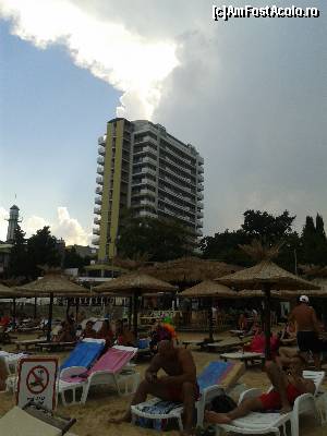 [P05] Poza cu hotelul de pe plaja » foto by Ericip
 - 
<span class="allrVoted glyphicon glyphicon-heart hidden" id="av619914"></span>
<a class="m-l-10 hidden" id="sv619914" onclick="voting_Foto_DelVot(,619914,3049)" role="button">șterge vot <span class="glyphicon glyphicon-remove"></span></a>
<a id="v9619914" class=" c-red"  onclick="voting_Foto_SetVot(619914)" role="button"><span class="glyphicon glyphicon-heart-empty"></span> <b>LIKE</b> = Votează poza</a> <img class="hidden"  id="f619914W9" src="/imagini/loader.gif" border="0" /><span class="AjErrMes hidden" id="e619914ErM"></span>
