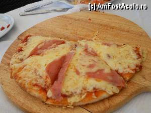 [P22] Pizza » foto by benescu75
 - 
<span class="allrVoted glyphicon glyphicon-heart hidden" id="av358197"></span>
<a class="m-l-10 hidden" id="sv358197" onclick="voting_Foto_DelVot(,358197,3050)" role="button">șterge vot <span class="glyphicon glyphicon-remove"></span></a>
<a id="v9358197" class=" c-red"  onclick="voting_Foto_SetVot(358197)" role="button"><span class="glyphicon glyphicon-heart-empty"></span> <b>LIKE</b> = Votează poza</a> <img class="hidden"  id="f358197W9" src="/imagini/loader.gif" border="0" /><span class="AjErrMes hidden" id="e358197ErM"></span>