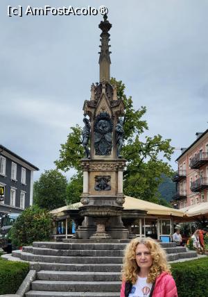 [P24] Intr-o mica piateta, am dat peste o fantana ridicata in cinstea arhiducelui Franz-Karl si a sotiei acestuia, Sophie, ale caror portrete sunt sculptate in niste nise, iar sculpturile unui miner, ale unui vanator si ale unui pescar, reprezinta meseriile traditionale ale orasului, din perioada arhiducelui. » foto by geani anto
 - 
<span class="allrVoted glyphicon glyphicon-heart hidden" id="av1415500"></span>
<a class="m-l-10 hidden" id="sv1415500" onclick="voting_Foto_DelVot(,1415500,3095)" role="button">șterge vot <span class="glyphicon glyphicon-remove"></span></a>
<a id="v91415500" class=" c-red"  onclick="voting_Foto_SetVot(1415500)" role="button"><span class="glyphicon glyphicon-heart-empty"></span> <b>LIKE</b> = Votează poza</a> <img class="hidden"  id="f1415500W9" src="/imagini/loader.gif" border="0" /><span class="AjErrMes hidden" id="e1415500ErM"></span>