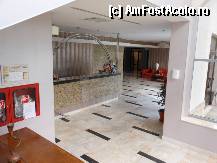 [P04] Hotel Gociman 4* - Mamaia, coborand scarile la receptie si restaurant. » foto by iulianic
 - 
<span class="allrVoted glyphicon glyphicon-heart hidden" id="av321507"></span>
<a class="m-l-10 hidden" id="sv321507" onclick="voting_Foto_DelVot(,321507,3105)" role="button">șterge vot <span class="glyphicon glyphicon-remove"></span></a>
<a id="v9321507" class=" c-red"  onclick="voting_Foto_SetVot(321507)" role="button"><span class="glyphicon glyphicon-heart-empty"></span> <b>LIKE</b> = Votează poza</a> <img class="hidden"  id="f321507W9" src="/imagini/loader.gif" border="0" /><span class="AjErrMes hidden" id="e321507ErM"></span>