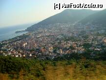 [P22] Muntenegru - Budva - Oraşul văzut de sus. » foto by popescu.borsa*
 - 
<span class="allrVoted glyphicon glyphicon-heart hidden" id="av184268"></span>
<a class="m-l-10 hidden" id="sv184268" onclick="voting_Foto_DelVot(,184268,3106)" role="button">șterge vot <span class="glyphicon glyphicon-remove"></span></a>
<a id="v9184268" class=" c-red"  onclick="voting_Foto_SetVot(184268)" role="button"><span class="glyphicon glyphicon-heart-empty"></span> <b>LIKE</b> = Votează poza</a> <img class="hidden"  id="f184268W9" src="/imagini/loader.gif" border="0" /><span class="AjErrMes hidden" id="e184268ErM"></span>