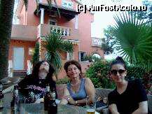 [P23] Muntenegru -  Budva - Pe terasa hotelului. » foto by popescu.borsa*
 - 
<span class="allrVoted glyphicon glyphicon-heart hidden" id="av184269"></span>
<a class="m-l-10 hidden" id="sv184269" onclick="voting_Foto_DelVot(,184269,3106)" role="button">șterge vot <span class="glyphicon glyphicon-remove"></span></a>
<a id="v9184269" class=" c-red"  onclick="voting_Foto_SetVot(184269)" role="button"><span class="glyphicon glyphicon-heart-empty"></span> <b>LIKE</b> = Votează poza</a> <img class="hidden"  id="f184269W9" src="/imagini/loader.gif" border="0" /><span class="AjErrMes hidden" id="e184269ErM"></span>