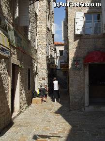 [P11] Budva orasul vechi » foto by Cristian_h
 - 
<span class="allrVoted glyphicon glyphicon-heart hidden" id="av16752"></span>
<a class="m-l-10 hidden" id="sv16752" onclick="voting_Foto_DelVot(,16752,3106)" role="button">șterge vot <span class="glyphicon glyphicon-remove"></span></a>
<a id="v916752" class=" c-red"  onclick="voting_Foto_SetVot(16752)" role="button"><span class="glyphicon glyphicon-heart-empty"></span> <b>LIKE</b> = Votează poza</a> <img class="hidden"  id="f16752W9" src="/imagini/loader.gif" border="0" /><span class="AjErrMes hidden" id="e16752ErM"></span>
