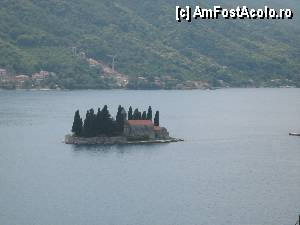 [P02] Bisericuta in Perast (Golf Kotor)  » foto by lady_anca81
 - 
<span class="allrVoted glyphicon glyphicon-heart hidden" id="av383300"></span>
<a class="m-l-10 hidden" id="sv383300" onclick="voting_Foto_DelVot(,383300,3106)" role="button">șterge vot <span class="glyphicon glyphicon-remove"></span></a>
<a id="v9383300" class=" c-red"  onclick="voting_Foto_SetVot(383300)" role="button"><span class="glyphicon glyphicon-heart-empty"></span> <b>LIKE</b> = Votează poza</a> <img class="hidden"  id="f383300W9" src="/imagini/loader.gif" border="0" /><span class="AjErrMes hidden" id="e383300ErM"></span>