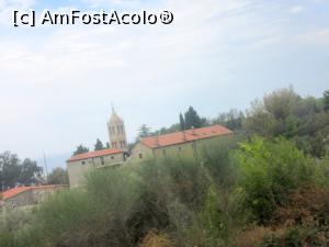 [P49] În drum spre Budva mănăstire ortodoxă » foto by Michi
 - 
<span class="allrVoted glyphicon glyphicon-heart hidden" id="av793406"></span>
<a class="m-l-10 hidden" id="sv793406" onclick="voting_Foto_DelVot(,793406,3106)" role="button">șterge vot <span class="glyphicon glyphicon-remove"></span></a>
<a id="v9793406" class=" c-red"  onclick="voting_Foto_SetVot(793406)" role="button"><span class="glyphicon glyphicon-heart-empty"></span> <b>LIKE</b> = Votează poza</a> <img class="hidden"  id="f793406W9" src="/imagini/loader.gif" border="0" /><span class="AjErrMes hidden" id="e793406ErM"></span>