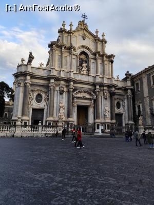 [P01] Catedrala Sf. Agata din Piazza del Duomo » foto by ilee
 - 
<span class="allrVoted glyphicon glyphicon-heart hidden" id="av1514319"></span>
<a class="m-l-10 hidden" id="sv1514319" onclick="voting_Foto_DelVot(,1514319,3109)" role="button">șterge vot <span class="glyphicon glyphicon-remove"></span></a>
<a id="v91514319" class=" c-red"  onclick="voting_Foto_SetVot(1514319)" role="button"><span class="glyphicon glyphicon-heart-empty"></span> <b>LIKE</b> = Votează poza</a> <img class="hidden"  id="f1514319W9" src="/imagini/loader.gif" border="0" /><span class="AjErrMes hidden" id="e1514319ErM"></span>