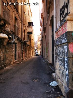 [P14] Strazile din Catania » foto by cata2106
 - 
<span class="allrVoted glyphicon glyphicon-heart hidden" id="av1258116"></span>
<a class="m-l-10 hidden" id="sv1258116" onclick="voting_Foto_DelVot(,1258116,3109)" role="button">șterge vot <span class="glyphicon glyphicon-remove"></span></a>
<a id="v91258116" class=" c-red"  onclick="voting_Foto_SetVot(1258116)" role="button"><span class="glyphicon glyphicon-heart-empty"></span> <b>LIKE</b> = Votează poza</a> <img class="hidden"  id="f1258116W9" src="/imagini/loader.gif" border="0" /><span class="AjErrMes hidden" id="e1258116ErM"></span>