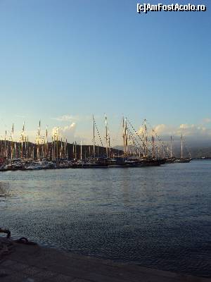 [P06] Marina din Fethiye » foto by amfibian
 - 
<span class="allrVoted glyphicon glyphicon-heart hidden" id="av500755"></span>
<a class="m-l-10 hidden" id="sv500755" onclick="voting_Foto_DelVot(,500755,3123)" role="button">șterge vot <span class="glyphicon glyphicon-remove"></span></a>
<a id="v9500755" class=" c-red"  onclick="voting_Foto_SetVot(500755)" role="button"><span class="glyphicon glyphicon-heart-empty"></span> <b>LIKE</b> = Votează poza</a> <img class="hidden"  id="f500755W9" src="/imagini/loader.gif" border="0" /><span class="AjErrMes hidden" id="e500755ErM"></span>