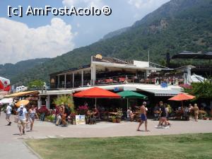 [P15] Oludeniz, locul cu iarba unde aterizeaza parapantele, chiar langa plaja.  » foto by adryana
 - 
<span class="allrVoted glyphicon glyphicon-heart hidden" id="av1092375"></span>
<a class="m-l-10 hidden" id="sv1092375" onclick="voting_Foto_DelVot(,1092375,3123)" role="button">șterge vot <span class="glyphicon glyphicon-remove"></span></a>
<a id="v91092375" class=" c-red"  onclick="voting_Foto_SetVot(1092375)" role="button"><span class="glyphicon glyphicon-heart-empty"></span> <b>LIKE</b> = Votează poza</a> <img class="hidden"  id="f1092375W9" src="/imagini/loader.gif" border="0" /><span class="AjErrMes hidden" id="e1092375ErM"></span>