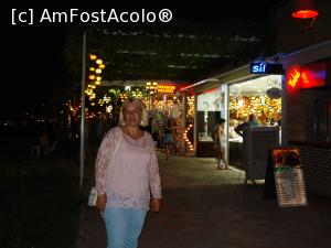 [P20] seara prin Oludeniz » foto by adryana
 - 
<span class="allrVoted glyphicon glyphicon-heart hidden" id="av1092385"></span>
<a class="m-l-10 hidden" id="sv1092385" onclick="voting_Foto_DelVot(,1092385,3123)" role="button">șterge vot <span class="glyphicon glyphicon-remove"></span></a>
<a id="v91092385" class=" c-red"  onclick="voting_Foto_SetVot(1092385)" role="button"><span class="glyphicon glyphicon-heart-empty"></span> <b>LIKE</b> = Votează poza</a> <img class="hidden"  id="f1092385W9" src="/imagini/loader.gif" border="0" /><span class="AjErrMes hidden" id="e1092385ErM"></span>