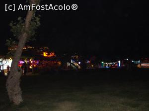 [P21] Oludeniz, terase pline cu turisti, muzica, distractie si voie buna.  » foto by adryana
 - 
<span class="allrVoted glyphicon glyphicon-heart hidden" id="av1092386"></span>
<a class="m-l-10 hidden" id="sv1092386" onclick="voting_Foto_DelVot(,1092386,3123)" role="button">șterge vot <span class="glyphicon glyphicon-remove"></span></a>
<a id="v91092386" class=" c-red"  onclick="voting_Foto_SetVot(1092386)" role="button"><span class="glyphicon glyphicon-heart-empty"></span> <b>LIKE</b> = Votează poza</a> <img class="hidden"  id="f1092386W9" src="/imagini/loader.gif" border="0" /><span class="AjErrMes hidden" id="e1092386ErM"></span>