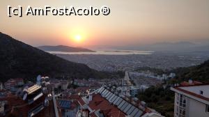 [P07] Apus peste Fethiye » foto by geruladacul
 - 
<span class="allrVoted glyphicon glyphicon-heart hidden" id="av980062"></span>
<a class="m-l-10 hidden" id="sv980062" onclick="voting_Foto_DelVot(,980062,3123)" role="button">șterge vot <span class="glyphicon glyphicon-remove"></span></a>
<a id="v9980062" class=" c-red"  onclick="voting_Foto_SetVot(980062)" role="button"><span class="glyphicon glyphicon-heart-empty"></span> <b>LIKE</b> = Votează poza</a> <img class="hidden"  id="f980062W9" src="/imagini/loader.gif" border="0" /><span class="AjErrMes hidden" id="e980062ErM"></span>