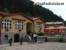 [P11] Restaurantul Pensiunii si terasa amplasata langa piscina » foto by mitzulik
 - 
<span class="allrVoted glyphicon glyphicon-heart hidden" id="av89876"></span>
<a class="m-l-10 hidden" id="sv89876" onclick="voting_Foto_DelVot(,89876,3126)" role="button">șterge vot <span class="glyphicon glyphicon-remove"></span></a>
<a id="v989876" class=" c-red"  onclick="voting_Foto_SetVot(89876)" role="button"><span class="glyphicon glyphicon-heart-empty"></span> <b>LIKE</b> = Votează poza</a> <img class="hidden"  id="f89876W9" src="/imagini/loader.gif" border="0" /><span class="AjErrMes hidden" id="e89876ErM"></span>