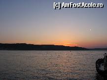 [P33] apus de soare de pe faleza din Canakkale » foto by Nino
 - 
<span class="allrVoted glyphicon glyphicon-heart hidden" id="av312390"></span>
<a class="m-l-10 hidden" id="sv312390" onclick="voting_Foto_DelVot(,312390,3144)" role="button">șterge vot <span class="glyphicon glyphicon-remove"></span></a>
<a id="v9312390" class=" c-red"  onclick="voting_Foto_SetVot(312390)" role="button"><span class="glyphicon glyphicon-heart-empty"></span> <b>LIKE</b> = Votează poza</a> <img class="hidden"  id="f312390W9" src="/imagini/loader.gif" border="0" /><span class="AjErrMes hidden" id="e312390ErM"></span>
