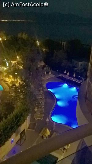[P31] Arora Hotel - vedere din balcon » foto by catalinioan
 - 
<span class="allrVoted glyphicon glyphicon-heart hidden" id="av1082299"></span>
<a class="m-l-10 hidden" id="sv1082299" onclick="voting_Foto_DelVot(,1082299,3144)" role="button">șterge vot <span class="glyphicon glyphicon-remove"></span></a>
<a id="v91082299" class=" c-red"  onclick="voting_Foto_SetVot(1082299)" role="button"><span class="glyphicon glyphicon-heart-empty"></span> <b>LIKE</b> = Votează poza</a> <img class="hidden"  id="f1082299W9" src="/imagini/loader.gif" border="0" /><span class="AjErrMes hidden" id="e1082299ErM"></span>