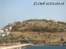 [P07] In departare, pe deal Statuia lui Ataturk.Nu exista localitate in Turcia sa nu aiba un monument a lui Mustafa Kemal. » foto by costin1968
 - 
<span class="allrVoted glyphicon glyphicon-heart hidden" id="av69761"></span>
<a class="m-l-10 hidden" id="sv69761" onclick="voting_Foto_DelVot(,69761,3144)" role="button">șterge vot <span class="glyphicon glyphicon-remove"></span></a>
<a id="v969761" class=" c-red"  onclick="voting_Foto_SetVot(69761)" role="button"><span class="glyphicon glyphicon-heart-empty"></span> <b>LIKE</b> = Votează poza</a> <img class="hidden"  id="f69761W9" src="/imagini/loader.gif" border="0" /><span class="AjErrMes hidden" id="e69761ErM"></span>