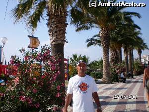 [P21] Pe marele bulevard din Kusadasi » foto by irinad
 - 
<span class="allrVoted glyphicon glyphicon-heart hidden" id="av608049"></span>
<a class="m-l-10 hidden" id="sv608049" onclick="voting_Foto_DelVot(,608049,3144)" role="button">șterge vot <span class="glyphicon glyphicon-remove"></span></a>
<a id="v9608049" class=" c-red"  onclick="voting_Foto_SetVot(608049)" role="button"><span class="glyphicon glyphicon-heart-empty"></span> <b>LIKE</b> = Votează poza</a> <img class="hidden"  id="f608049W9" src="/imagini/loader.gif" border="0" /><span class="AjErrMes hidden" id="e608049ErM"></span>