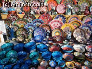 [P11] Ceramică frumos colorată în Zia.  » foto by maryka
 - 
<span class="allrVoted glyphicon glyphicon-heart hidden" id="av1020529"></span>
<a class="m-l-10 hidden" id="sv1020529" onclick="voting_Foto_DelVot(,1020529,3145)" role="button">șterge vot <span class="glyphicon glyphicon-remove"></span></a>
<a id="v91020529" class=" c-red"  onclick="voting_Foto_SetVot(1020529)" role="button"><span class="glyphicon glyphicon-heart-empty"></span> <b>LIKE</b> = Votează poza</a> <img class="hidden"  id="f1020529W9" src="/imagini/loader.gif" border="0" /><span class="AjErrMes hidden" id="e1020529ErM"></span>