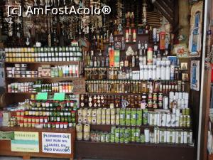 [P32] Oferte de produse tradiționale, satul Zia.  » foto by maryka
 - 
<span class="allrVoted glyphicon glyphicon-heart hidden" id="av1020550"></span>
<a class="m-l-10 hidden" id="sv1020550" onclick="voting_Foto_DelVot(,1020550,3145)" role="button">șterge vot <span class="glyphicon glyphicon-remove"></span></a>
<a id="v91020550" class=" c-red"  onclick="voting_Foto_SetVot(1020550)" role="button"><span class="glyphicon glyphicon-heart-empty"></span> <b>LIKE</b> = Votează poza</a> <img class="hidden"  id="f1020550W9" src="/imagini/loader.gif" border="0" /><span class="AjErrMes hidden" id="e1020550ErM"></span>