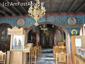 [P55] Interior, biserica Agias Paraskevi.  » foto by maryka
 - 
<span class="allrVoted glyphicon glyphicon-heart hidden" id="av1020573"></span>
<a class="m-l-10 hidden" id="sv1020573" onclick="voting_Foto_DelVot(,1020573,3145)" role="button">șterge vot <span class="glyphicon glyphicon-remove"></span></a>
<a id="v91020573" class=" c-red"  onclick="voting_Foto_SetVot(1020573)" role="button"><span class="glyphicon glyphicon-heart-empty"></span> <b>LIKE</b> = Votează poza</a> <img class="hidden"  id="f1020573W9" src="/imagini/loader.gif" border="0" /><span class="AjErrMes hidden" id="e1020573ErM"></span>