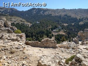 [P53] Ceea ce se vede în vale este Taverna Oria, Paleo Pyli. » foto by maryka
 - 
<span class="allrVoted glyphicon glyphicon-heart hidden" id="av1026505"></span>
<a class="m-l-10 hidden" id="sv1026505" onclick="voting_Foto_DelVot(,1026505,3145)" role="button">șterge vot <span class="glyphicon glyphicon-remove"></span></a>
<a id="v91026505" class=" c-red"  onclick="voting_Foto_SetVot(1026505)" role="button"><span class="glyphicon glyphicon-heart-empty"></span> <b>LIKE</b> = Votează poza</a> <img class="hidden"  id="f1026505W9" src="/imagini/loader.gif" border="0" /><span class="AjErrMes hidden" id="e1026505ErM"></span>