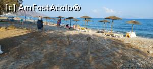 [P14] 14. La Atlantis Beach Restaurant and Bar setul umbrelă și două șezlonguri costă 8 euro. » foto by msnd
 - 
<span class="allrVoted glyphicon glyphicon-heart hidden" id="av1387184"></span>
<a class="m-l-10 hidden" id="sv1387184" onclick="voting_Foto_DelVot(,1387184,3145)" role="button">șterge vot <span class="glyphicon glyphicon-remove"></span></a>
<a id="v91387184" class=" c-red"  onclick="voting_Foto_SetVot(1387184)" role="button"><span class="glyphicon glyphicon-heart-empty"></span> <b>LIKE</b> = Votează poza</a> <img class="hidden"  id="f1387184W9" src="/imagini/loader.gif" border="0" /><span class="AjErrMes hidden" id="e1387184ErM"></span>