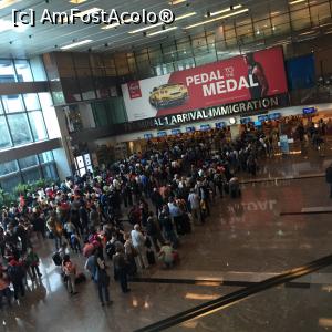 [P18] Changi Airport Singapore » foto by robert
 - 
<span class="allrVoted glyphicon glyphicon-heart hidden" id="av712980"></span>
<a class="m-l-10 hidden" id="sv712980" onclick="voting_Foto_DelVot(,712980,3149)" role="button">șterge vot <span class="glyphicon glyphicon-remove"></span></a>
<a id="v9712980" class=" c-red"  onclick="voting_Foto_SetVot(712980)" role="button"><span class="glyphicon glyphicon-heart-empty"></span> <b>LIKE</b> = Votează poza</a> <img class="hidden"  id="f712980W9" src="/imagini/loader.gif" border="0" /><span class="AjErrMes hidden" id="e712980ErM"></span>