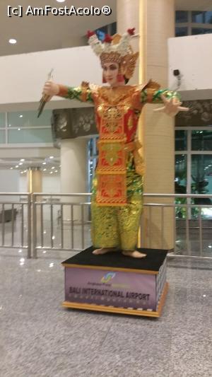 [P08] Ngurah Rai International Airport Denpasar » foto by robert
 - 
<span class="allrVoted glyphicon glyphicon-heart hidden" id="av712970"></span>
<a class="m-l-10 hidden" id="sv712970" onclick="voting_Foto_DelVot(,712970,3149)" role="button">șterge vot <span class="glyphicon glyphicon-remove"></span></a>
<a id="v9712970" class=" c-red"  onclick="voting_Foto_SetVot(712970)" role="button"><span class="glyphicon glyphicon-heart-empty"></span> <b>LIKE</b> = Votează poza</a> <img class="hidden"  id="f712970W9" src="/imagini/loader.gif" border="0" /><span class="AjErrMes hidden" id="e712970ErM"></span>