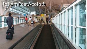 [P09] Ngurah Rai International Airport Denpasar » foto by robert
 - 
<span class="allrVoted glyphicon glyphicon-heart hidden" id="av712971"></span>
<a class="m-l-10 hidden" id="sv712971" onclick="voting_Foto_DelVot(,712971,3149)" role="button">șterge vot <span class="glyphicon glyphicon-remove"></span></a>
<a id="v9712971" class=" c-red"  onclick="voting_Foto_SetVot(712971)" role="button"><span class="glyphicon glyphicon-heart-empty"></span> <b>LIKE</b> = Votează poza</a> <img class="hidden"  id="f712971W9" src="/imagini/loader.gif" border="0" /><span class="AjErrMes hidden" id="e712971ErM"></span>