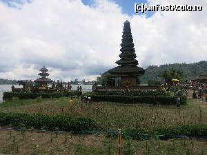 [P04] PURA ULUN DANU » foto by anka-bc
 - 
<span class="allrVoted glyphicon glyphicon-heart hidden" id="av682996"></span>
<a class="m-l-10 hidden" id="sv682996" onclick="voting_Foto_DelVot(,682996,3149)" role="button">șterge vot <span class="glyphicon glyphicon-remove"></span></a>
<a id="v9682996" class=" c-red"  onclick="voting_Foto_SetVot(682996)" role="button"><span class="glyphicon glyphicon-heart-empty"></span> <b>LIKE</b> = Votează poza</a> <img class="hidden"  id="f682996W9" src="/imagini/loader.gif" border="0" /><span class="AjErrMes hidden" id="e682996ErM"></span>