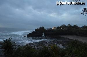 [P19] Templul Tanah Lot, la ceas de seara » foto by zake
 - 
<span class="allrVoted glyphicon glyphicon-heart hidden" id="av680337"></span>
<a class="m-l-10 hidden" id="sv680337" onclick="voting_Foto_DelVot(,680337,3149)" role="button">șterge vot <span class="glyphicon glyphicon-remove"></span></a>
<a id="v9680337" class=" c-red"  onclick="voting_Foto_SetVot(680337)" role="button"><span class="glyphicon glyphicon-heart-empty"></span> <b>LIKE</b> = Votează poza</a> <img class="hidden"  id="f680337W9" src="/imagini/loader.gif" border="0" /><span class="AjErrMes hidden" id="e680337ErM"></span>