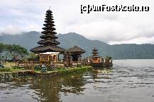 [P14] Templu Muntelui » foto by marinescubgdn
 - 
<span class="allrVoted glyphicon glyphicon-heart hidden" id="av295369"></span>
<a class="m-l-10 hidden" id="sv295369" onclick="voting_Foto_DelVot(,295369,3149)" role="button">șterge vot <span class="glyphicon glyphicon-remove"></span></a>
<a id="v9295369" class=" c-red"  onclick="voting_Foto_SetVot(295369)" role="button"><span class="glyphicon glyphicon-heart-empty"></span> <b>LIKE</b> = Votează poza</a> <img class="hidden"  id="f295369W9" src="/imagini/loader.gif" border="0" /><span class="AjErrMes hidden" id="e295369ErM"></span>