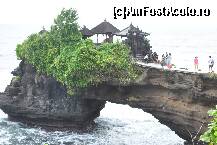 [P15] Tanah Lot » foto by marinescubgdn
 - 
<span class="allrVoted glyphicon glyphicon-heart hidden" id="av295372"></span>
<a class="m-l-10 hidden" id="sv295372" onclick="voting_Foto_DelVot(,295372,3149)" role="button">șterge vot <span class="glyphicon glyphicon-remove"></span></a>
<a id="v9295372" class=" c-red"  onclick="voting_Foto_SetVot(295372)" role="button"><span class="glyphicon glyphicon-heart-empty"></span> <b>LIKE</b> = Votează poza</a> <img class="hidden"  id="f295372W9" src="/imagini/loader.gif" border="0" /><span class="AjErrMes hidden" id="e295372ErM"></span>