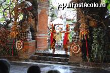 [P06] Barong Dance » foto by marinescubgdn
 - 
<span class="allrVoted glyphicon glyphicon-heart hidden" id="av295358"></span>
<a class="m-l-10 hidden" id="sv295358" onclick="voting_Foto_DelVot(,295358,3149)" role="button">șterge vot <span class="glyphicon glyphicon-remove"></span></a>
<a id="v9295358" class=" c-red"  onclick="voting_Foto_SetVot(295358)" role="button"><span class="glyphicon glyphicon-heart-empty"></span> <b>LIKE</b> = Votează poza</a> <img class="hidden"  id="f295358W9" src="/imagini/loader.gif" border="0" /><span class="AjErrMes hidden" id="e295358ErM"></span>