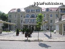 [P04] Hotelul lor de Top - Aurum. Impresioneaza prin arhitectura si impozanta. » foto by mirelutza
 - 
<span class="allrVoted glyphicon glyphicon-heart hidden" id="av76243"></span>
<a class="m-l-10 hidden" id="sv76243" onclick="voting_Foto_DelVot(,76243,3153)" role="button">șterge vot <span class="glyphicon glyphicon-remove"></span></a>
<a id="v976243" class=" c-red"  onclick="voting_Foto_SetVot(76243)" role="button"><span class="glyphicon glyphicon-heart-empty"></span> <b>LIKE</b> = Votează poza</a> <img class="hidden"  id="f76243W9" src="/imagini/loader.gif" border="0" /><span class="AjErrMes hidden" id="e76243ErM"></span>