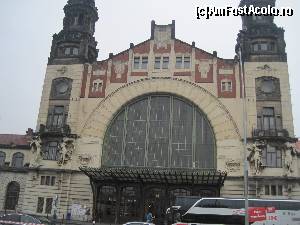 [P01] Gara din Praga, locul de incepere a calatoriei.  » foto by senateo
 - 
<span class="allrVoted glyphicon glyphicon-heart hidden" id="av683610"></span>
<a class="m-l-10 hidden" id="sv683610" onclick="voting_Foto_DelVot(,683610,3167)" role="button">șterge vot <span class="glyphicon glyphicon-remove"></span></a>
<a id="v9683610" class=" c-red"  onclick="voting_Foto_SetVot(683610)" role="button"><span class="glyphicon glyphicon-heart-empty"></span> <b>LIKE</b> = Votează poza</a> <img class="hidden"  id="f683610W9" src="/imagini/loader.gif" border="0" /><span class="AjErrMes hidden" id="e683610ErM"></span>