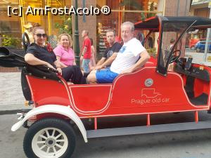[P15] Plimbarea cu old car » foto by Opelantara
 - 
<span class="allrVoted glyphicon glyphicon-heart hidden" id="av1382447"></span>
<a class="m-l-10 hidden" id="sv1382447" onclick="voting_Foto_DelVot(,1382447,3167)" role="button">șterge vot <span class="glyphicon glyphicon-remove"></span></a>
<a id="v91382447" class=" c-red"  onclick="voting_Foto_SetVot(1382447)" role="button"><span class="glyphicon glyphicon-heart-empty"></span> <b>LIKE</b> = Votează poza</a> <img class="hidden"  id="f1382447W9" src="/imagini/loader.gif" border="0" /><span class="AjErrMes hidden" id="e1382447ErM"></span>