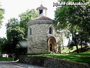 [P31] Bisericuţa de la Vysehrad ridicată pe altar păgân de care ne povestise Iakub.  » foto by ariciu*
 - 
<span class="allrVoted glyphicon glyphicon-heart hidden" id="av427404"></span>
<a class="m-l-10 hidden" id="sv427404" onclick="voting_Foto_DelVot(,427404,3167)" role="button">șterge vot <span class="glyphicon glyphicon-remove"></span></a>
<a id="v9427404" class=" c-red"  onclick="voting_Foto_SetVot(427404)" role="button"><span class="glyphicon glyphicon-heart-empty"></span> <b>LIKE</b> = Votează poza</a> <img class="hidden"  id="f427404W9" src="/imagini/loader.gif" border="0" /><span class="AjErrMes hidden" id="e427404ErM"></span>