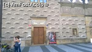 [P37] intrarea in palatul Schwarzenbersky » foto by zlatna
 - 
<span class="allrVoted glyphicon glyphicon-heart hidden" id="av750886"></span>
<a class="m-l-10 hidden" id="sv750886" onclick="voting_Foto_DelVot(,750886,3167)" role="button">șterge vot <span class="glyphicon glyphicon-remove"></span></a>
<a id="v9750886" class=" c-red"  onclick="voting_Foto_SetVot(750886)" role="button"><span class="glyphicon glyphicon-heart-empty"></span> <b>LIKE</b> = Votează poza</a> <img class="hidden"  id="f750886W9" src="/imagini/loader.gif" border="0" /><span class="AjErrMes hidden" id="e750886ErM"></span>