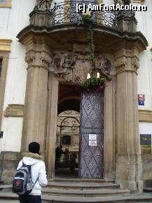[P02] Praga - Manastirea Loreta. De ea  sunt legate legenda mutarii casei Sfintei Fecioare si legenda Sf.Starosta » foto by Diaura*
 - 
<span class="allrVoted glyphicon glyphicon-heart hidden" id="av288905"></span>
<a class="m-l-10 hidden" id="sv288905" onclick="voting_Foto_DelVot(,288905,3167)" role="button">șterge vot <span class="glyphicon glyphicon-remove"></span></a>
<a id="v9288905" class=" c-red"  onclick="voting_Foto_SetVot(288905)" role="button"><span class="glyphicon glyphicon-heart-empty"></span> <b>LIKE</b> = Votează poza</a> <img class="hidden"  id="f288905W9" src="/imagini/loader.gif" border="0" /><span class="AjErrMes hidden" id="e288905ErM"></span>