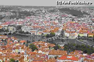 [P01] Imagine preluata din turnul de pe dealul Petrin unde se poate ajunge cu funicularul sau pe jos pt cei care au o conditie fizica acceptabila.  » foto by Taraxacus
 - 
<span class="allrVoted glyphicon glyphicon-heart hidden" id="av617541"></span>
<a class="m-l-10 hidden" id="sv617541" onclick="voting_Foto_DelVot(,617541,3167)" role="button">șterge vot <span class="glyphicon glyphicon-remove"></span></a>
<a id="v9617541" class=" c-red"  onclick="voting_Foto_SetVot(617541)" role="button"><span class="glyphicon glyphicon-heart-empty"></span> <b>LIKE</b> = Votează poza</a> <img class="hidden"  id="f617541W9" src="/imagini/loader.gif" border="0" /><span class="AjErrMes hidden" id="e617541ErM"></span>