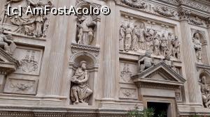 [P38] Loreta - Santa Casa » foto by Carmen Ion
 - 
<span class="allrVoted glyphicon glyphicon-heart hidden" id="av1286461"></span>
<a class="m-l-10 hidden" id="sv1286461" onclick="voting_Foto_DelVot(,1286461,3167)" role="button">șterge vot <span class="glyphicon glyphicon-remove"></span></a>
<a id="v91286461" class=" c-red"  onclick="voting_Foto_SetVot(1286461)" role="button"><span class="glyphicon glyphicon-heart-empty"></span> <b>LIKE</b> = Votează poza</a> <img class="hidden"  id="f1286461W9" src="/imagini/loader.gif" border="0" /><span class="AjErrMes hidden" id="e1286461ErM"></span>