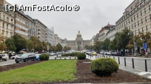 [P27] Piața Wenceslas - în fundal, Muzeul Național » foto by Carmen Ion
 - 
<span class="allrVoted glyphicon glyphicon-heart hidden" id="av1300124"></span>
<a class="m-l-10 hidden" id="sv1300124" onclick="voting_Foto_DelVot(,1300124,3167)" role="button">șterge vot <span class="glyphicon glyphicon-remove"></span></a>
<a id="v91300124" class=" c-red"  onclick="voting_Foto_SetVot(1300124)" role="button"><span class="glyphicon glyphicon-heart-empty"></span> <b>LIKE</b> = Votează poza</a> <img class="hidden"  id="f1300124W9" src="/imagini/loader.gif" border="0" /><span class="AjErrMes hidden" id="e1300124ErM"></span>