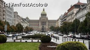 [P28] Piața Wenceslas - în fundal, Muzeul Național » foto by Carmen Ion
 - 
<span class="allrVoted glyphicon glyphicon-heart hidden" id="av1300125"></span>
<a class="m-l-10 hidden" id="sv1300125" onclick="voting_Foto_DelVot(,1300125,3167)" role="button">șterge vot <span class="glyphicon glyphicon-remove"></span></a>
<a id="v91300125" class=" c-red"  onclick="voting_Foto_SetVot(1300125)" role="button"><span class="glyphicon glyphicon-heart-empty"></span> <b>LIKE</b> = Votează poza</a> <img class="hidden"  id="f1300125W9" src="/imagini/loader.gif" border="0" /><span class="AjErrMes hidden" id="e1300125ErM"></span>