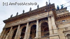 [P44] Teatrul Național » foto by Carmen Ion
 - 
<span class="allrVoted glyphicon glyphicon-heart hidden" id="av1300141"></span>
<a class="m-l-10 hidden" id="sv1300141" onclick="voting_Foto_DelVot(,1300141,3167)" role="button">șterge vot <span class="glyphicon glyphicon-remove"></span></a>
<a id="v91300141" class=" c-red"  onclick="voting_Foto_SetVot(1300141)" role="button"><span class="glyphicon glyphicon-heart-empty"></span> <b>LIKE</b> = Votează poza</a> <img class="hidden"  id="f1300141W9" src="/imagini/loader.gif" border="0" /><span class="AjErrMes hidden" id="e1300141ErM"></span>