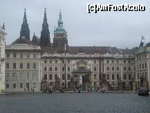 [P04] Castelul Praga cu intrarea principala » foto by ileanaxperta*
 - 
<span class="allrVoted glyphicon glyphicon-heart hidden" id="av260113"></span>
<a class="m-l-10 hidden" id="sv260113" onclick="voting_Foto_DelVot(,260113,3167)" role="button">șterge vot <span class="glyphicon glyphicon-remove"></span></a>
<a id="v9260113" class=" c-red"  onclick="voting_Foto_SetVot(260113)" role="button"><span class="glyphicon glyphicon-heart-empty"></span> <b>LIKE</b> = Votează poza</a> <img class="hidden"  id="f260113W9" src="/imagini/loader.gif" border="0" /><span class="AjErrMes hidden" id="e260113ErM"></span>