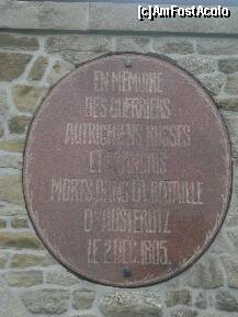 [P56] Medalion pe monument, in cinstea ostasilor rusi, austrieci si francezi cazuti in batalia de la Austerlitz » foto by ileanaxperta*
 - 
<span class="allrVoted glyphicon glyphicon-heart hidden" id="av260175"></span>
<a class="m-l-10 hidden" id="sv260175" onclick="voting_Foto_DelVot(,260175,3167)" role="button">șterge vot <span class="glyphicon glyphicon-remove"></span></a>
<a id="v9260175" class=" c-red"  onclick="voting_Foto_SetVot(260175)" role="button"><span class="glyphicon glyphicon-heart-empty"></span> <b>LIKE</b> = Votează poza</a> <img class="hidden"  id="f260175W9" src="/imagini/loader.gif" border="0" /><span class="AjErrMes hidden" id="e260175ErM"></span>