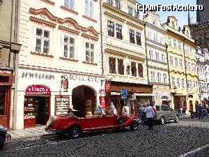 [P35] Masini de epoca pe stradutele cartierului Mala Strana » foto by Camelia19
 - 
<span class="allrVoted glyphicon glyphicon-heart hidden" id="av623192"></span>
<a class="m-l-10 hidden" id="sv623192" onclick="voting_Foto_DelVot(,623192,3167)" role="button">șterge vot <span class="glyphicon glyphicon-remove"></span></a>
<a id="v9623192" class=" c-red"  onclick="voting_Foto_SetVot(623192)" role="button"><span class="glyphicon glyphicon-heart-empty"></span> <b>LIKE</b> = Votează poza</a> <img class="hidden"  id="f623192W9" src="/imagini/loader.gif" border="0" /><span class="AjErrMes hidden" id="e623192ErM"></span>