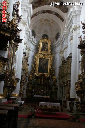 [P11] Altarul Bisericii Sf. Tomas, din Mala Strana.  » foto by Costi
 - 
<span class="allrVoted glyphicon glyphicon-heart hidden" id="av386955"></span>
<a class="m-l-10 hidden" id="sv386955" onclick="voting_Foto_DelVot(,386955,3167)" role="button">șterge vot <span class="glyphicon glyphicon-remove"></span></a>
<a id="v9386955" class=" c-red"  onclick="voting_Foto_SetVot(386955)" role="button"><span class="glyphicon glyphicon-heart-empty"></span> <b>LIKE</b> = Votează poza</a> <img class="hidden"  id="f386955W9" src="/imagini/loader.gif" border="0" /><span class="AjErrMes hidden" id="e386955ErM"></span>